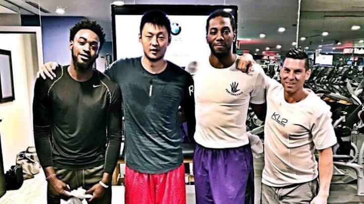 Kawhi Leonard appears to have lost his braids for a new summer look