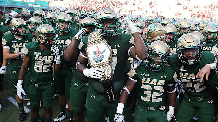 From the Bahamas to Boise, a Guide to Friday's Bowls From the Bahamas to Boise, a Guide to Friday's Bowls