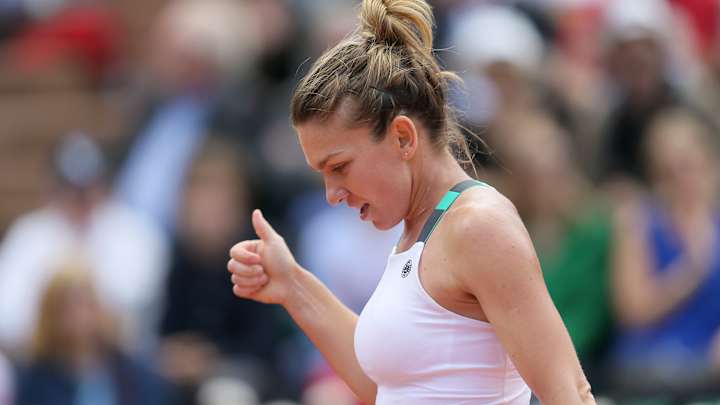 Big comeback puts Halep in French Open semi against Pliskova