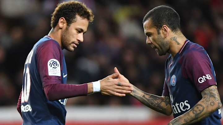 PSG Tensions Continue to Rise as Neymar & Dani Alves 'Take Control of the Changing Room' PSG Tensions Continue to Rise as Neymar & Dani Alves 'Take Control of the Changing Room'