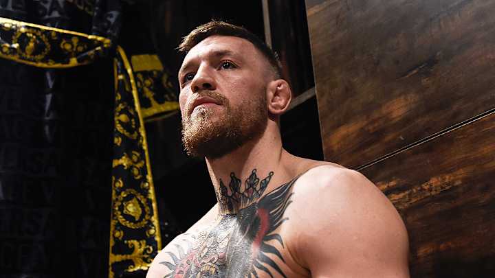 Out-Box Floyd Mayweather? Conor McGregor's Trainer Says the UFC Star Will Do Just That