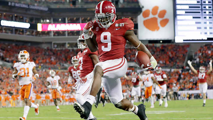 Nine best bets on 2017 college football early season win totals