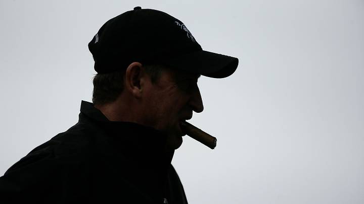 Brandt Snedeker makes move as 1st round ends at Pebble Beach
