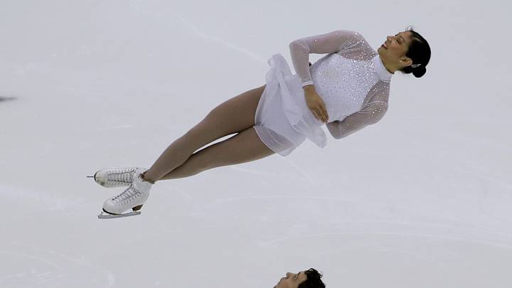 Kayne, O'Shea suffer big blow in pairs title defense