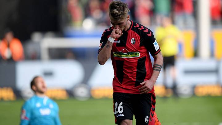 Borussia Dortmund signs Maximilian Philipp for reported $22.5 million fee Borussia Dortmund signs Maximilian Philipp for reported $22.5 million fee