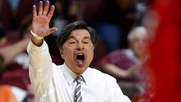 USC brings back Mark Trakh as women's basketball coach