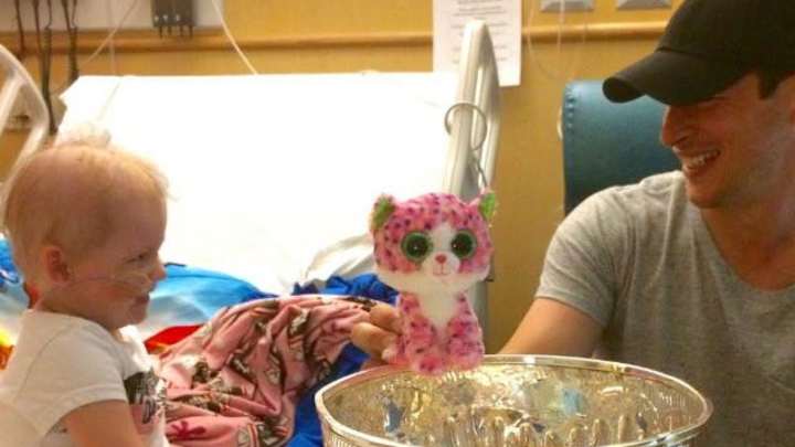 Sidney Crosby Brings Stanley Cup to Three-Year-Old Girl Battling Cancer