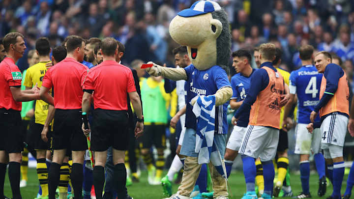 Handball controversy, red-carding mascot mar Dortmund-Schalke Ruhr derby
