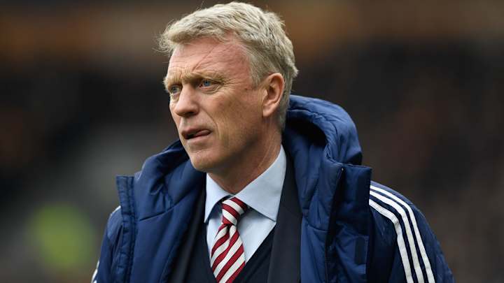 David Moyes fined 30,000 pounds for 'slap' comment at female reporter