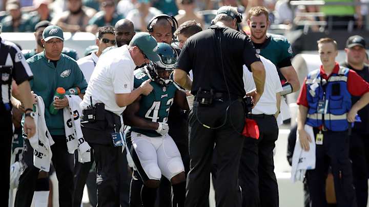 Report: Eagles RB Darren Sproles Set For Surgery on Broken Arm and Torn ACL