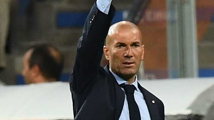 Zinedine Zidane Claims Isco Is 'Like a Street Player' After Midfielder's Brace in Espanyol Victory