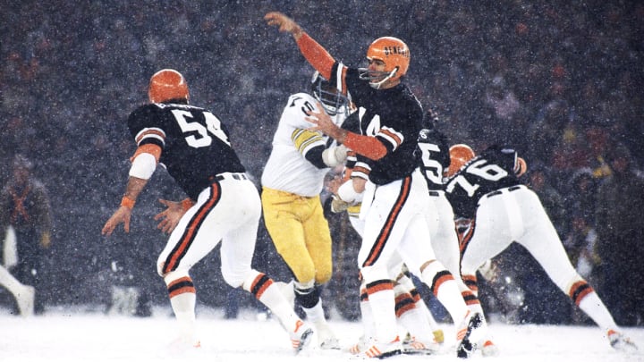 SI Vault: Most Memorable NFL Snow Games