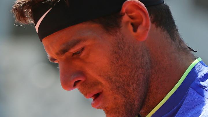 The Latest: Radwanska loses to Cornet at French Open