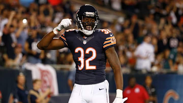 Bears' Hall, Packers' Dorleant arrested in Iowa Bears' Hall, Packers' Dorleant arrested in Iowa