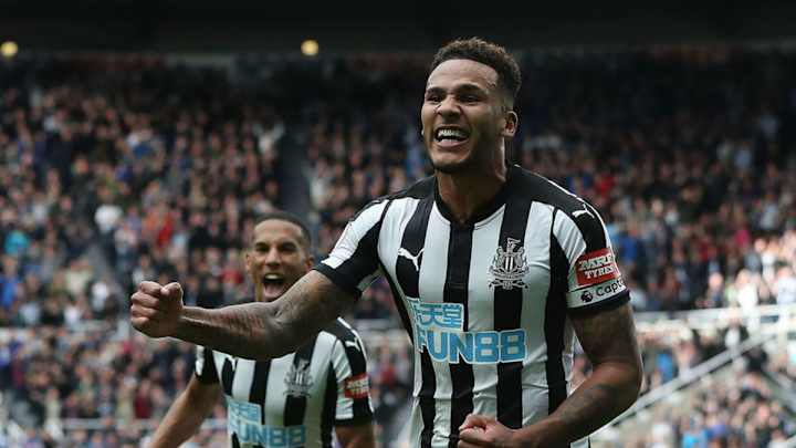 Jamaal Lascelles Reveals That His Mum Still Pays Him a Fiver Every Time He Scores