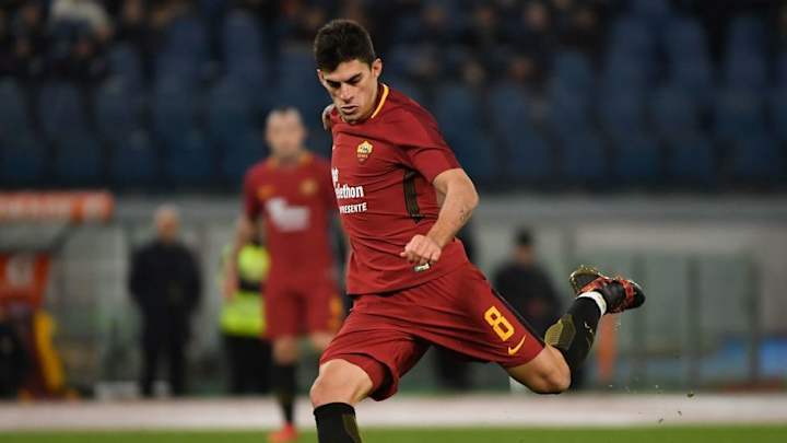 IMPERDONABLE | Diego Perotti pateó un penal para la Roma de esta insólita manera