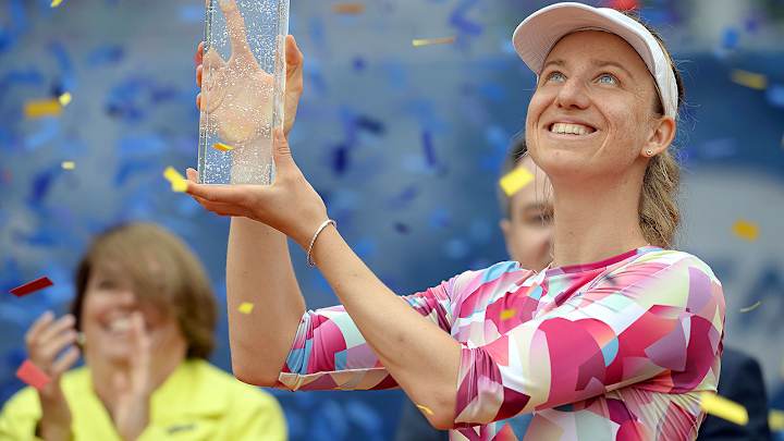 Mona Barthel wins Prague Open for fourth WTA title
