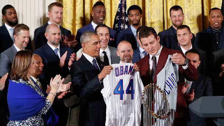 Cubs visit White House: Theo Epstein pardons Obama for being White Sox fan Cubs visit White House: Theo Epstein pardons Obama for being White Sox fan