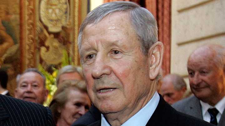 Former France great, Ballon d'Or winner Raymond Kopa dies at 85