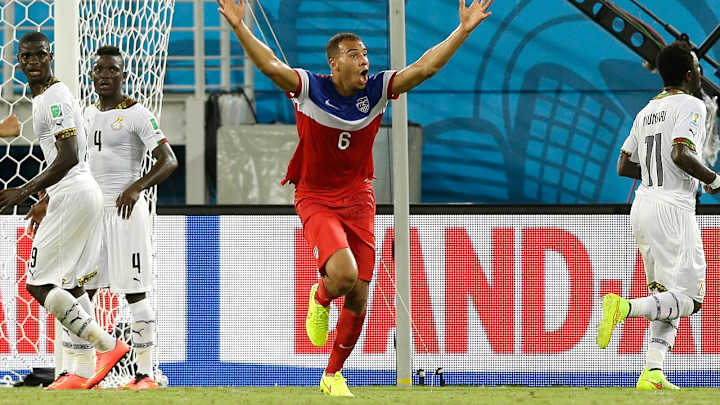 Notable dual-nationals in U.S. soccer history