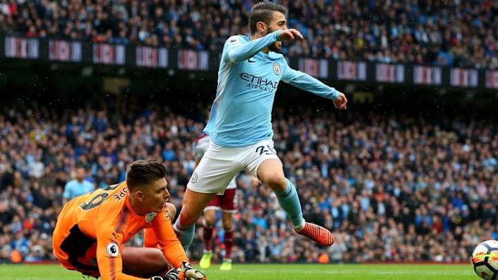 Burnley Boss Sean Dyche Outraged by Bernardo Silva's Theatrics After Controversial Penalty Decision