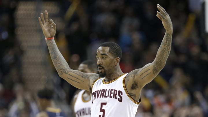 J.R. Smith says Cavaliers should expect 'dirty plays' from Celtics in Game 2 J.R. Smith says Cavaliers should expect 'dirty plays' from Celtics in Game 2