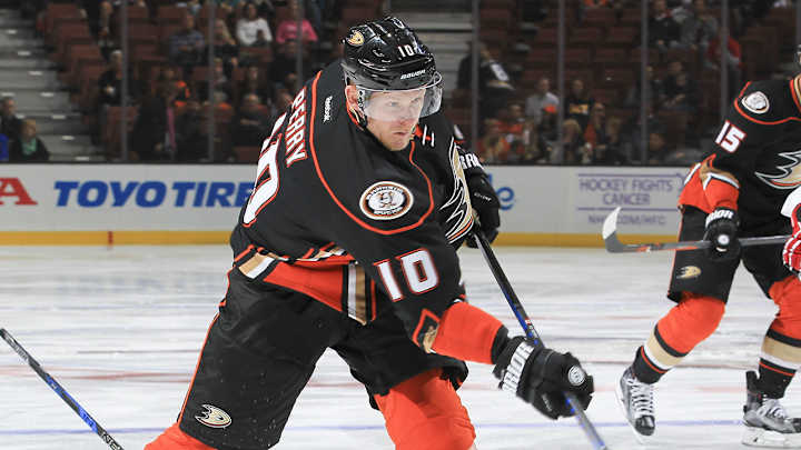 Corey Perry likes to steal other players’ sticks
