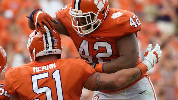 Clemson scores 2 TDs in no time. Really! Clemson scores 2 TDs in no time. Really!