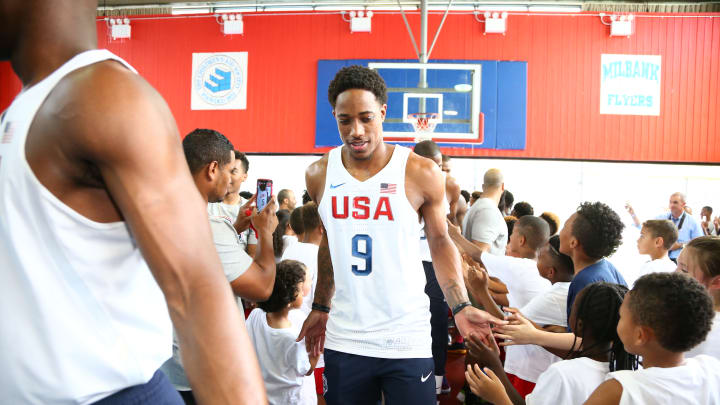 AP Source: DeMar DeRozan staying with Raptors