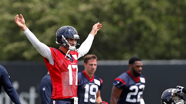 Osweiler skipping Broncos’ White House visit for Texans practice