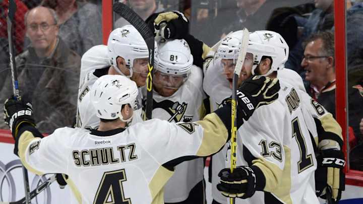 Crosby, Hagelin score twice, Pens beat Sens 5-3 Crosby, Hagelin score twice, Pens beat Sens 5-3