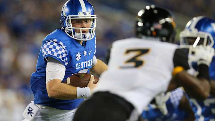 Southern Miss rallies for 44-35 upset of Kentucky