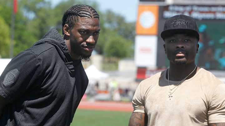 Texas' Akinosun becomes 3-time Texas Relays winner in 100