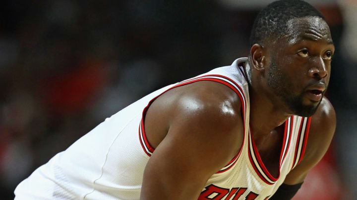 Dwyane Wade considered joining LeBron, Cavaliers but didn't see fit Dwyane Wade considered joining LeBron, Cavaliers but didn't see fit