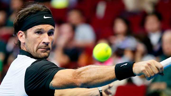 Rafael Nadal adds Carlos Moya to coaching team
