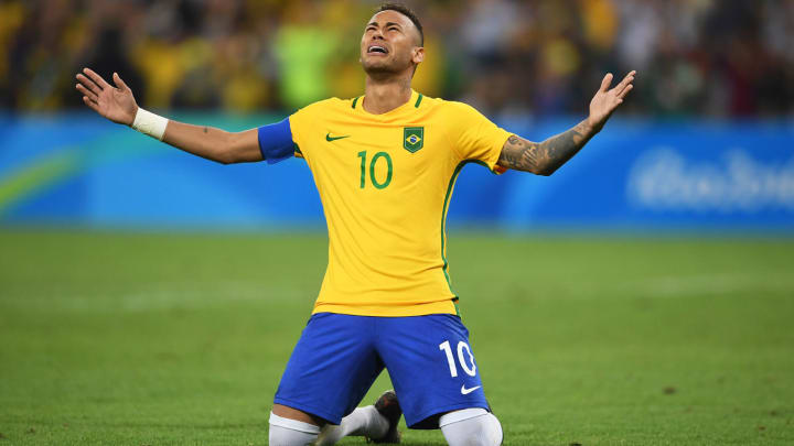 Neymar comes through, delivers Brazil its first Olympic soccer gold medal