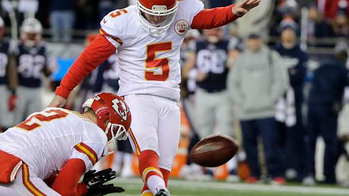 Oops! NFL refs forget balls at hotel before Patriots game