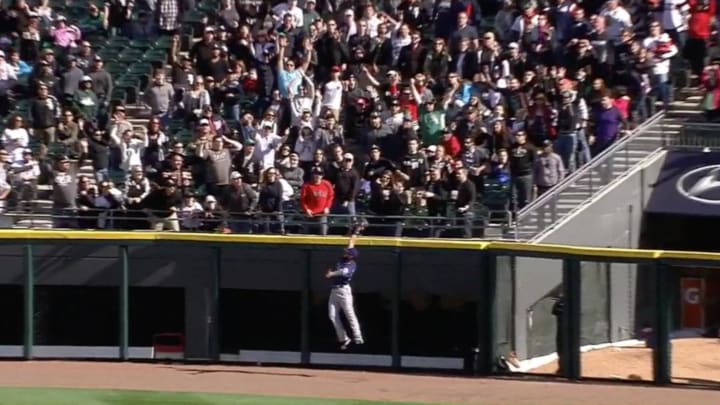 Watch: Nomar Mazara robs Todd Frazier of game-winning homer