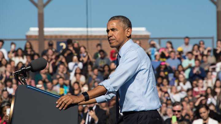 Jim Harbaugh spotted at Obama's rally, President gives shoutout to 9-0 Wolverines