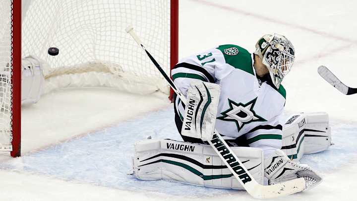 Moore scores in overtime to give Devils 3-2 win over Stars Moore scores in overtime to give Devils 3-2 win over Stars