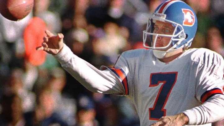 The MMQB Twitter Mailbag: Should Titans trade No. 1 pick?