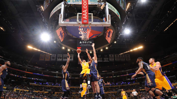 Williams leads Lakers past Pelicans 95-91 to end 4-game skid Williams leads Lakers past Pelicans 95-91 to end 4-game skid