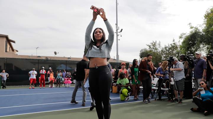 Federer, Williams out of IPTL because of financial issues