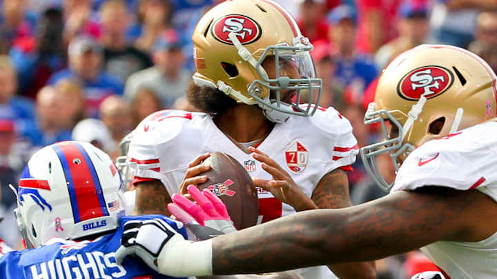 Buffalo fans target Kaepernick for national anthem protest