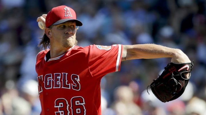 Angels P Jered Weaver to visit spine specialist after neck tightness