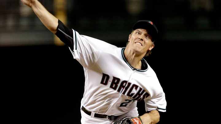 D-backs ace Greinke exits against Phillies after 2 innings