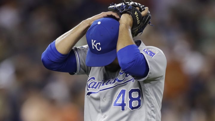 Tigers score 3 in 7th, rally to beat Royals 4-2