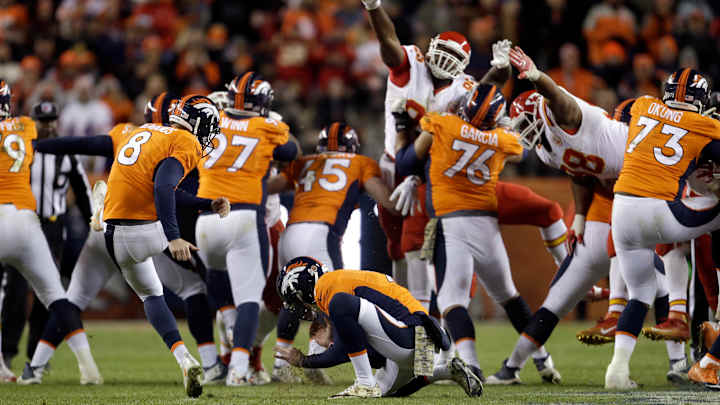 Nobody's second-guessing Kubiak at Broncos HQ