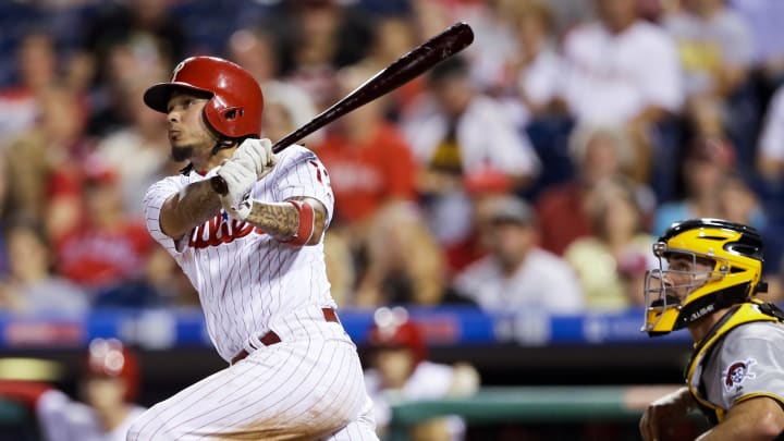 Galvis hits 19th homer to lead Phillies past Pirates 6-2