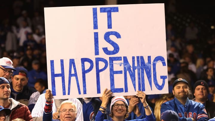 Cubs fans gather in Wrigleyville more than 12 hours before World Series Game 3